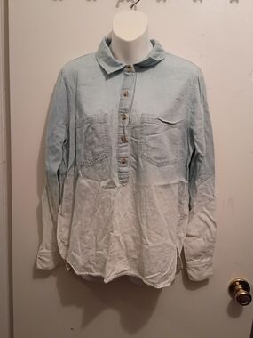Jessica Simpson Light Blue to White Ombre Men's Button-Front Shirt